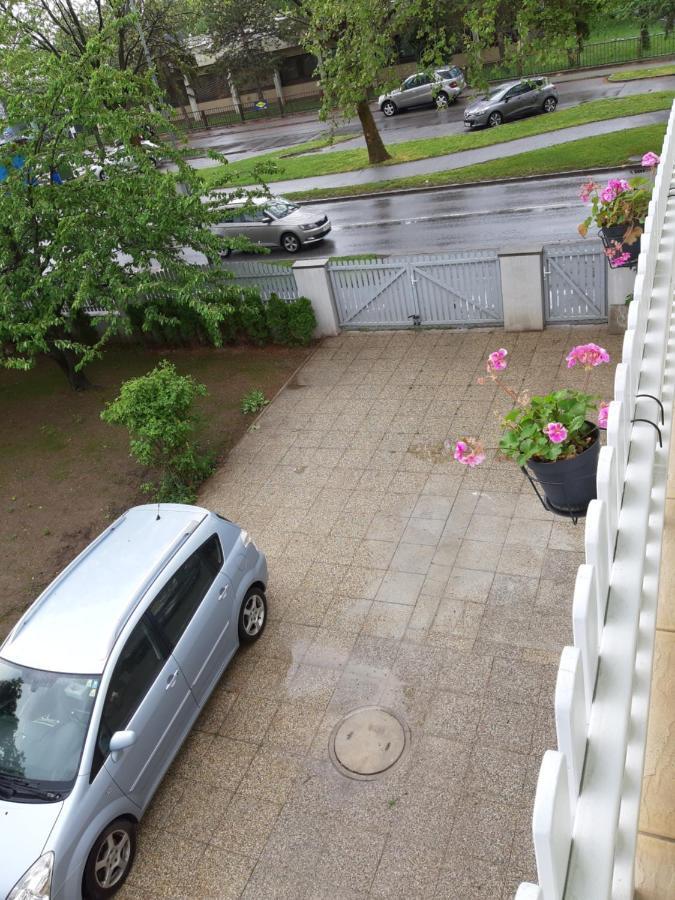 Eisenstadt Apartments エクステリア 写真