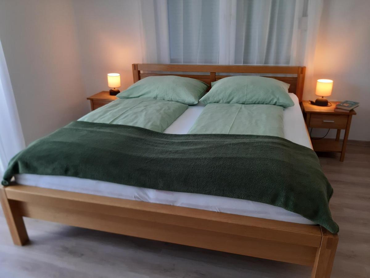Eisenstadt Apartments エクステリア 写真